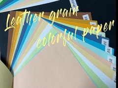 150gsm 230gsm Deri Tahıl Tahtası ciltleme zanaat için renkli dokulu kağıt