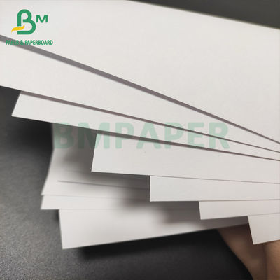 Poster Kart Broşürleri İçin Mat Beyaz Woodfree Kaplamasız Kağıt Karton
