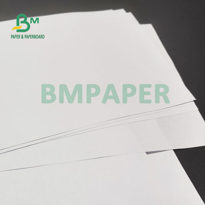 Alıştırma Kitabı için 90gsm 100gsm Kaplanmamış Woodfree Beyaz Kağıt 685 x 990mm