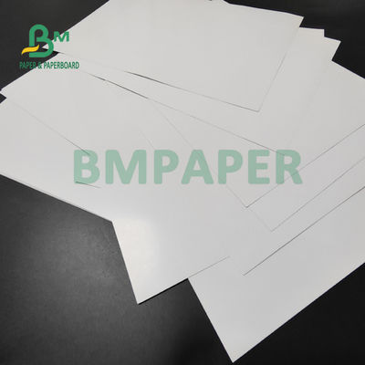Parlak C2S Beyaz Metin İpek Parlak Kağıt 120gsm 148gsm Dergi Sayfası İçin 635 X 965mm