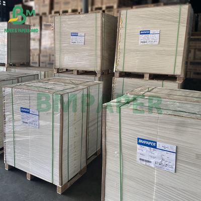 150gsm 157gsm Chromocoat Kağıt, Sac Top Ambalajında ​​​​640 X 900mm 700 X 1000mm