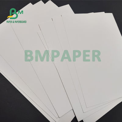 170gsm 190gsm C1S Fildişi SBS Kağıt Karton Konfeksiyon Askı Etiketleri İçin 30 X 40inç Yüksek Beyazlık