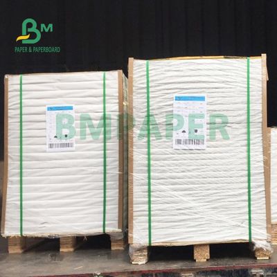 Süper Beyaz Woodfree Ofset Kağıt 140gsm 160gsm 635mm X 914mm İyi Düzlük
