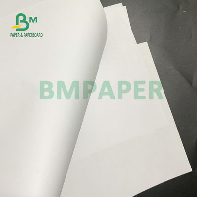 Belge 615mm X 860mm için 58gsm 60gsm Kaplanmamış Beyaz Kağıt Sayfaları