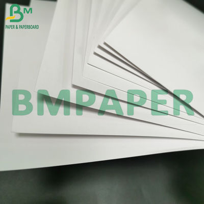 60 gram 70 gram Kaplanmamış Woodfree Kağıt 31*43 inç Fildişi Krem Rengi Yüksek Hacimli Ofset Kağıt