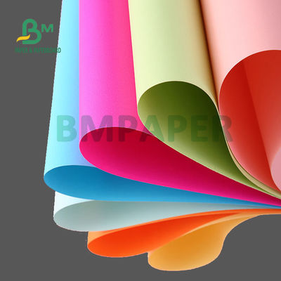DIY Craft 1350mm Net Görüntü için 100 - 250gsm Kırmızı Renk Kaplanmamış Bristol Kağıdı