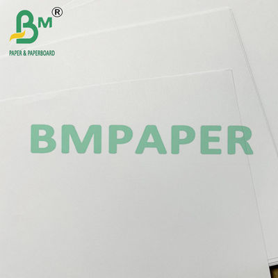Dergi için 50gsm 53gsm 55gsm Kaplamasız Woodfree Beyaz Ofset Kağıt