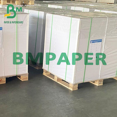 Dergi için 50gsm 53gsm 55gsm Kaplamasız Woodfree Beyaz Ofset Kağıt