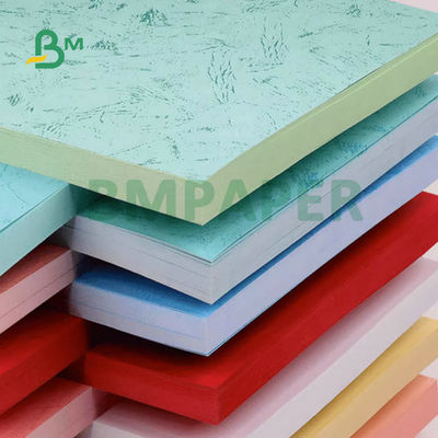 Yeşil Mavi Kırmızı 230gm 260gm Deri Teksturlu Kitap Kapakları İçin Rezil Kağıt 31x43 inç
