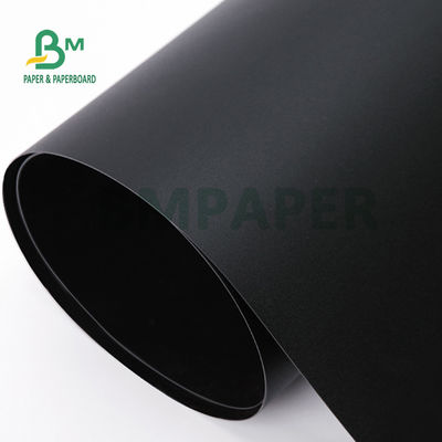 150gm 200gm hediye ambalajı için siyah kraft kağıt kartonu 70 x 100cm İyi sertlik