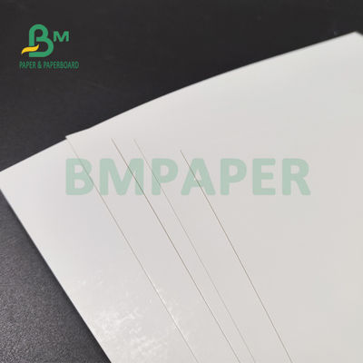 220 g 270 g Bir taraflı kaplı parlak beyaz karton Posta kartı için 700 x 1000 mm