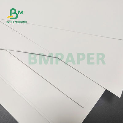 270 gm 350 gm Premium C2S Broşürler için parlak kapak % 93 Beyazlık 25' x 38'
