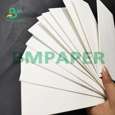 Beyaz Renk 100gm 105gm Su emici kapasitesi Altyapı için bakire kağıt