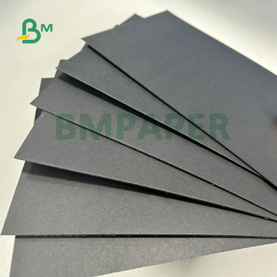 2mm 2.5mm 3mm İyi Sertlik Sert Siyah Normal Karton Hediye Paketi 35 X 47 Inç