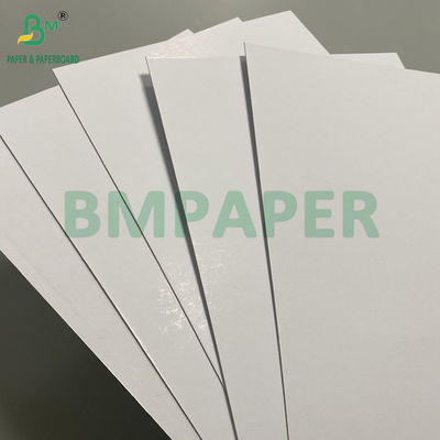 1mm 820g Beyaz Karton Gri Orta 2 Katman Laminasyonlu Karton Karton 31 &quot;X 43&quot;