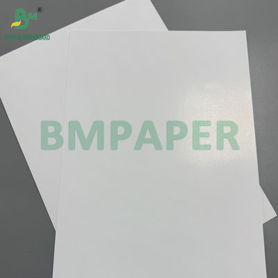Yüksek Beyazlıklı C2S Kaplı Sanat Kağıdı 250GSM Parlak Kapak Kağıt Yaprakları