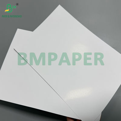 Yüksek Beyazlıklı C2S Kaplı Sanat Kağıdı 250GSM Parlak Kapak Kağıt Yaprakları