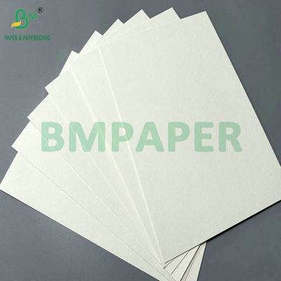 900 X 1194mm 100% Saf Beyaz 0.6MM 0.7MM Kalınlığı Sıkkın Kağıt