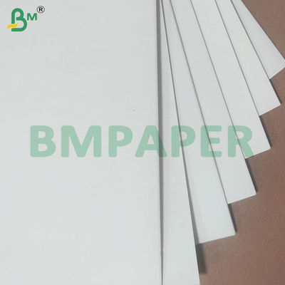 İyi Baskı Yapabilirliği Kaplamamış Kremli Absorbent Kağıt Yaprakları 0.6mm