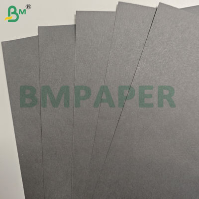 Alışveriş çantası için 80 gramlık yüksek dayanıklılıklı siyah kraft kağıt levhaları