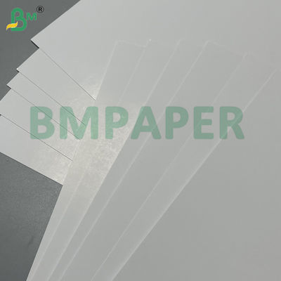 300g-330g Mavi Çekirdek Pürüzsüz Dayanıklılık Çevre Dostu Beyaz Kaplamalı Poker Kağıdı Oyun Kartı Yapımı İçin